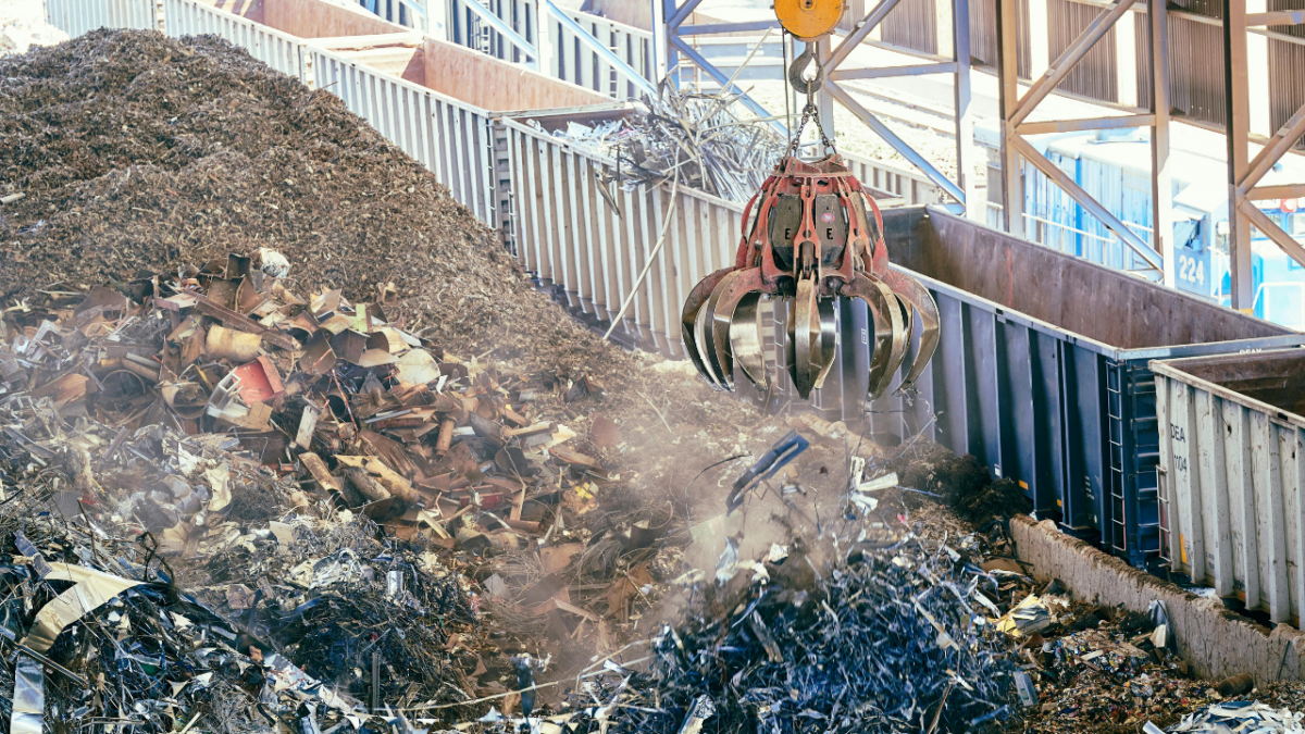 High-security industrial hard drive shredder destroying corporate IT assets in Istanbul - Katkısan Recycling.